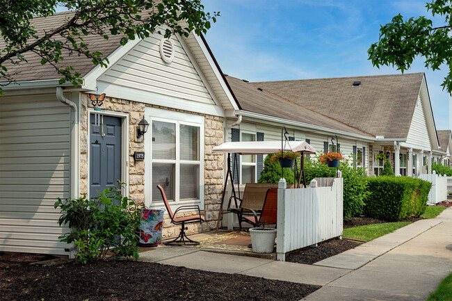 Alkire Gate in Columbus, OH - Building Photo - Building Photo