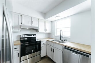 1404 Condo Dr in Rolla, MO - Building Photo - Building Photo