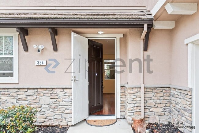 334 Pacifica Dr in Brentwood, CA - Building Photo - Building Photo