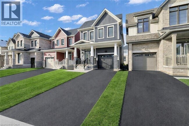 145 Keelson St. in Welland, ON - Building Photo - Building Photo