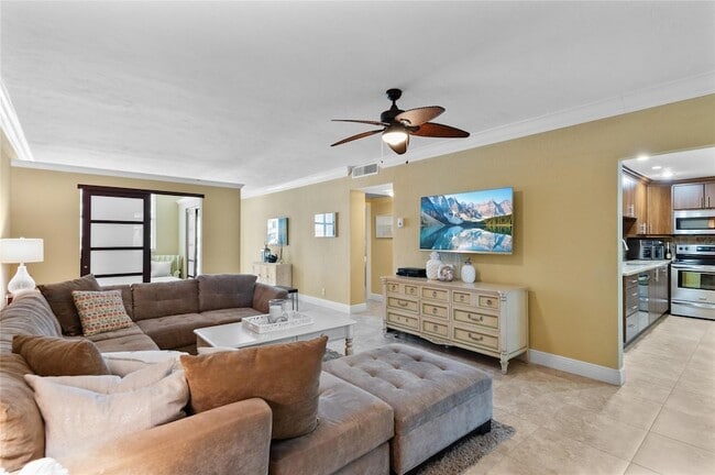 4250 Galt Ocean Dr, Unit 8L in Fort Lauderdale, FL - Building Photo - Building Photo