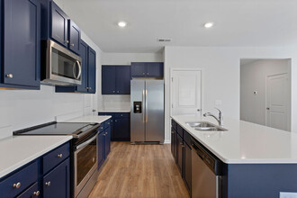 105 Mesa Ln in Surf City, NC - Foto de edificio - Building Photo
