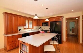 7337 Portland Ave in Wauwatosa, WI - Building Photo - Building Photo