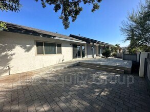 1522 W Monte Vista Ave in Visalia, CA - Building Photo - Building Photo