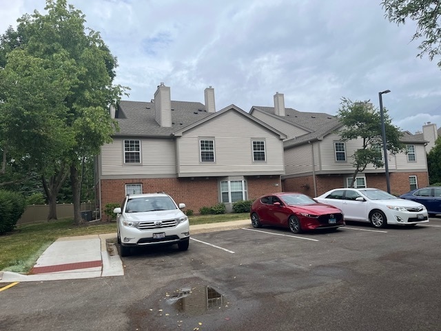 property at 130 Crestwood Ct