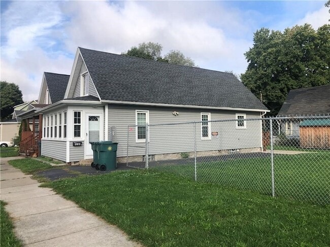 458 Campbell St in Rochester, NY - Building Photo - Building Photo