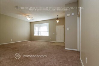 1902 River Crossing Dr in Valrico, FL - Foto de edificio - Building Photo