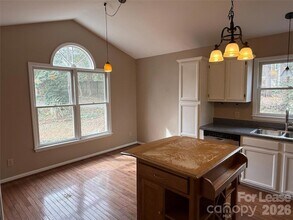 1908 Thurmond Pl in Charlotte, NC - Building Photo - Building Photo