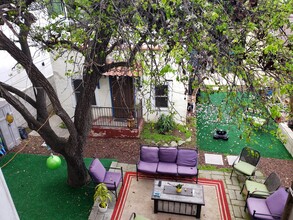 613 Broadway St, Unit 613 and a half in Venice, CA - Building Photo - Building Photo