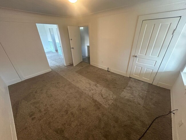 218 Segur Ave in Toledo, OH - Building Photo - Building Photo