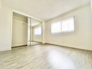 12811 Caswell Ave in Los Angeles, CA - Building Photo - Building Photo