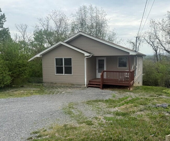 property at 628 Locust St NW