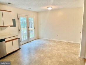 407 Tudor Dr in Winchester, VA - Building Photo - Building Photo