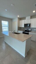 3525 Treetop St in DeLand, FL - Building Photo - Building Photo