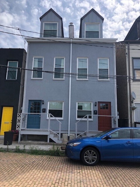 4 Rickenbach St in Pittsburgh, PA - Building Photo