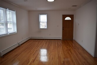 46 Port Ave in Ronkonkoma, NY - Building Photo - Building Photo