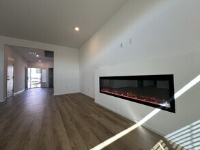 10402 Rankin Rdg Ct in Las Vegas, NV - Building Photo - Building Photo