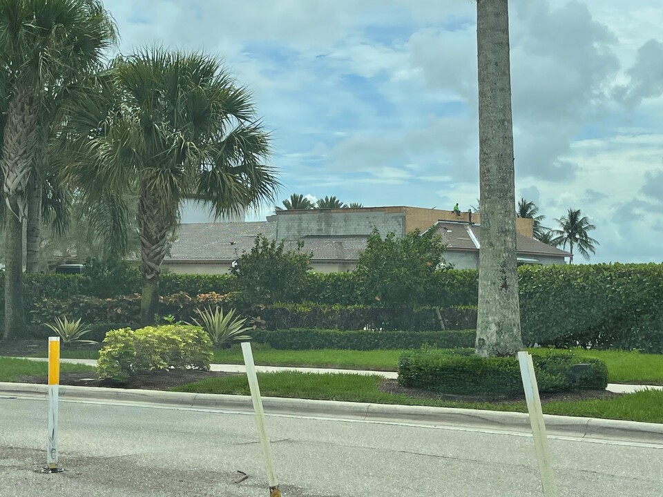 Venetian Isles Clubhouse in Boynton Beach, FL - Building Photo