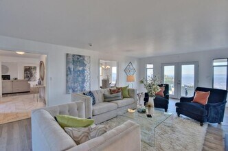 15280 Blackberry Hill Rd in Los Gatos, CA - Foto de edificio - Building Photo