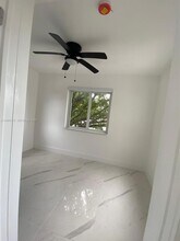 1015 S 17th Ave in Hollywood, FL - Foto de edificio - Building Photo