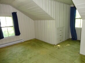 8134 Chagrin Rd in Chagrin Falls, OH - Building Photo - Building Photo