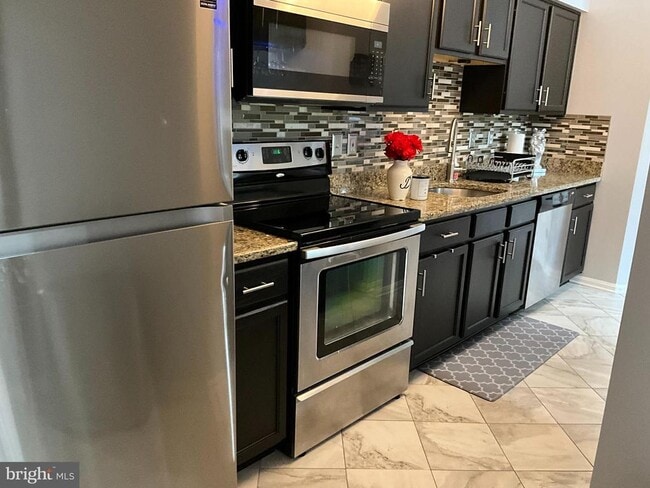property at 3708 Excalibur Ct