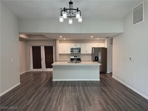 605 NW 25th St in Cape Coral, FL - Building Photo - Building Photo