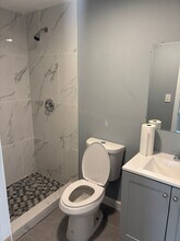1236 Peak Rd in Lantana, FL - Building Photo - Building Photo