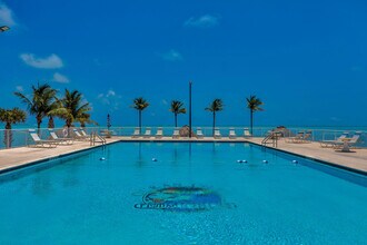 10877 Overseas Hwy in Marathon, FL - Building Photo - Building Photo