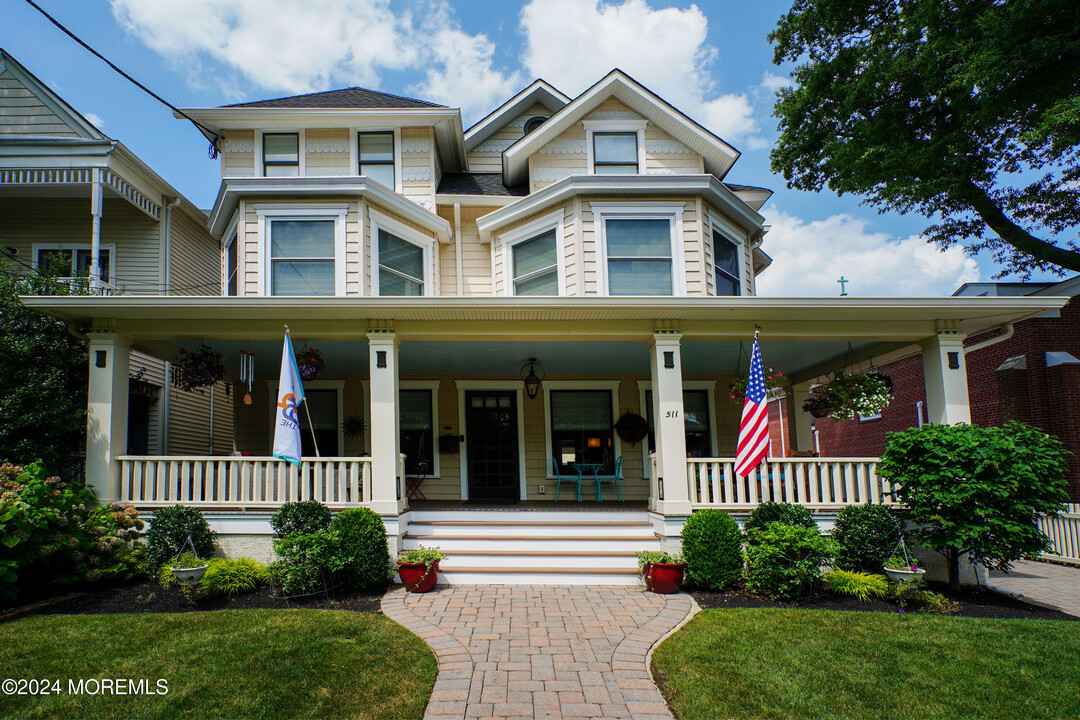 511 Asbury Ave in Asbury Park, NJ - Foto de edificio