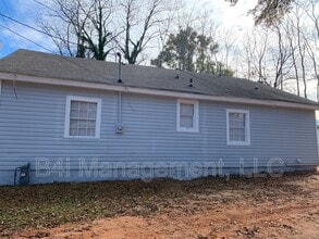 718 E Central Ave in Griffin, GA - Building Photo - Building Photo