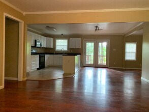 1306 E Twin Lakes Dr in Little Rock, AR - Building Photo - Building Photo