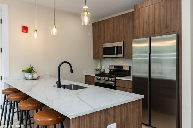 ILUX in Chicago, IL - Building Photo - Building Photo