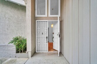 2229 Camino Preciosa Sur in San Diego, CA - Building Photo - Building Photo