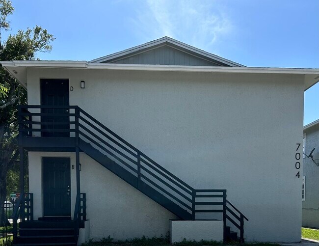 property at 7004 S Kissimmee St