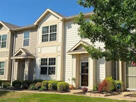 6948 Carrington Ln in Fort Worth, TX - Building Photo