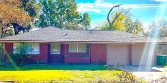 4329 Kinglet St in Houston, TX - Building Photo