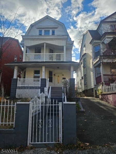 501 Park Ave in East Orange, NJ - Building Photo