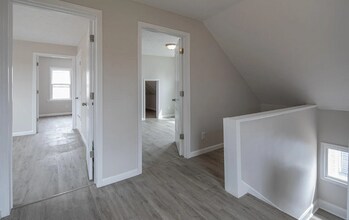 18708 Arrowhead Ave in Cleveland, OH - Building Photo - Building Photo