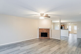 516 Silver Leaf Dr in Fate, TX - Building Photo - Building Photo