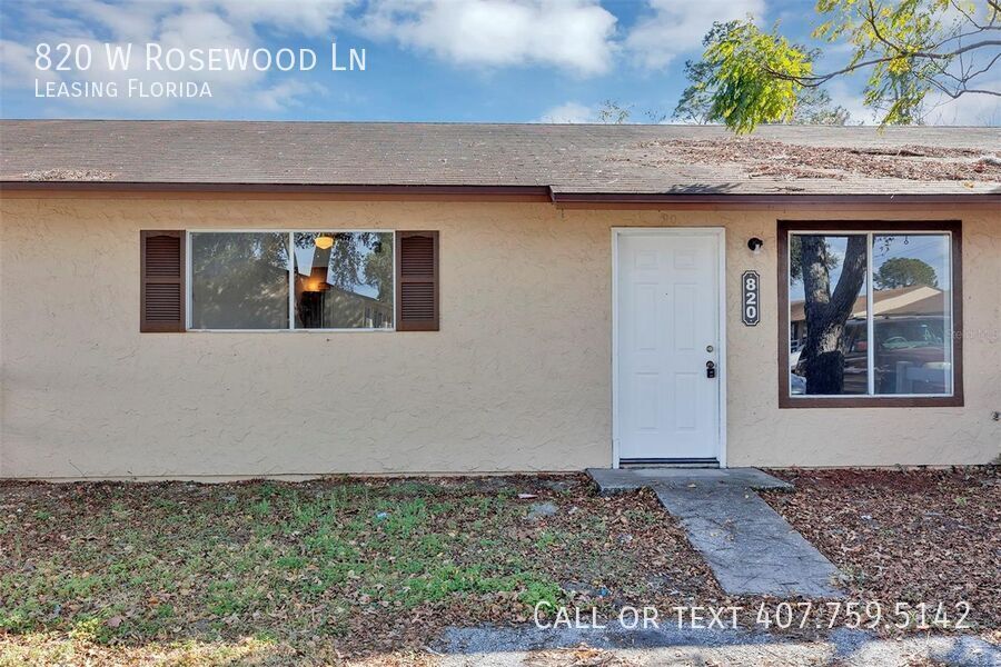 820 W Rosewood Ln in Tavares, FL - Building Photo