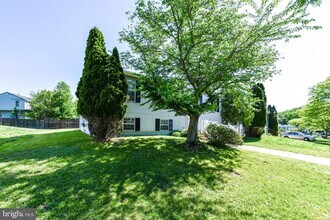 4724 John St in Camp Springs, MD - Building Photo - Building Photo