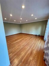 8501 Grantshire Ln in St. Louis, MO - Building Photo - Building Photo