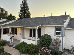 2019 Fir St in Concord, CA - Foto de edificio - Building Photo