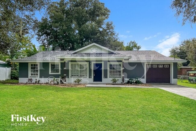 property at 11616 Linda Ln