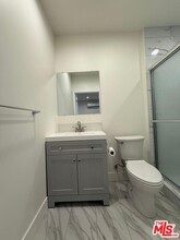 6942 Atoll Ave in Los Angeles, CA - Building Photo - Building Photo