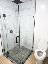 4913-4912 Lynnfield St in Los Angeles, CA - Building Photo - Building Photo