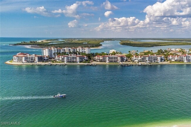 property at 305 La Peninsula Blvd