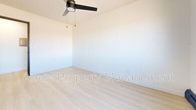 215 E Arbor Ave in Bismarck, ND - Building Photo - Building Photo
