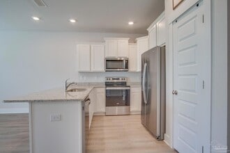 1538 Iroquois Ct in Pensacola, FL - Building Photo - Building Photo